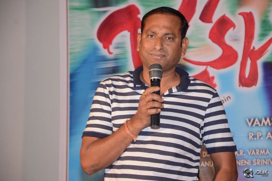 Jakkanna-Movie-Platinum-Disc-Function